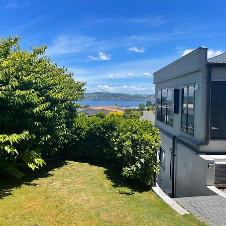 Lake Taupo Holiday Home المظهر الخارجي الصورة