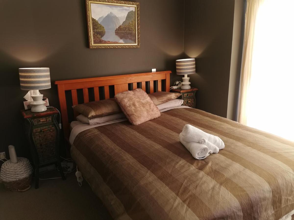 Lake Taupo Holiday Home المظهر الخارجي الصورة